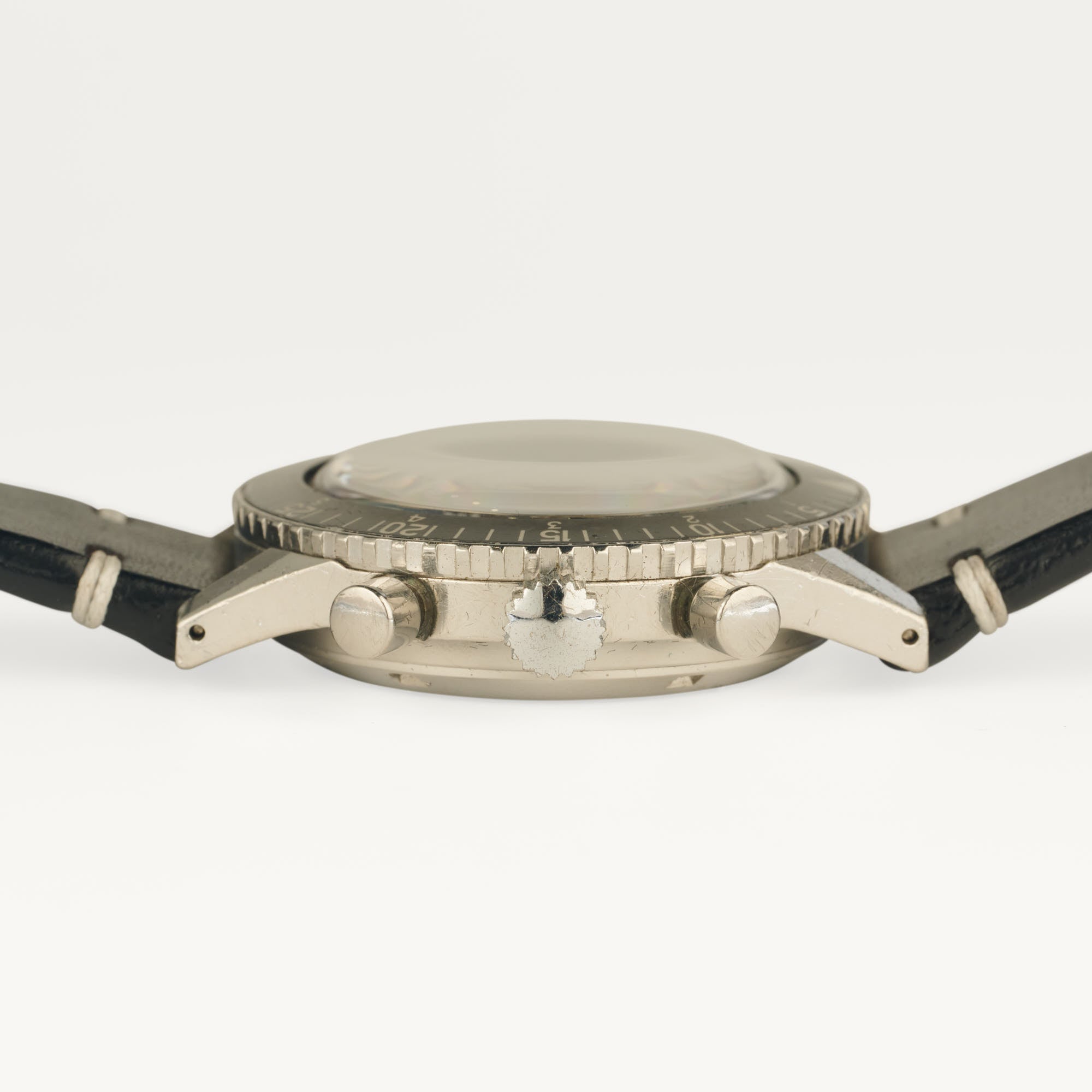 Nivada Grenchen — Depthmaster Vintage